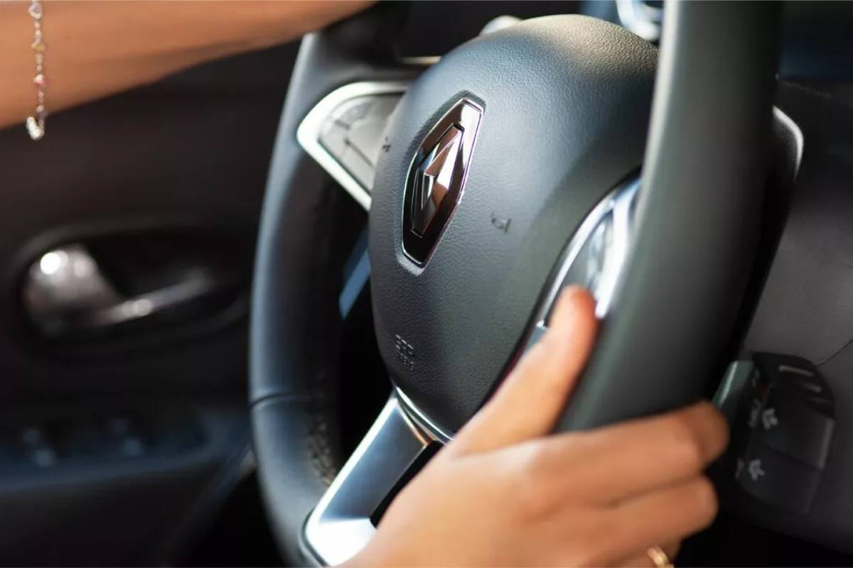 Renault Logan - foto 3