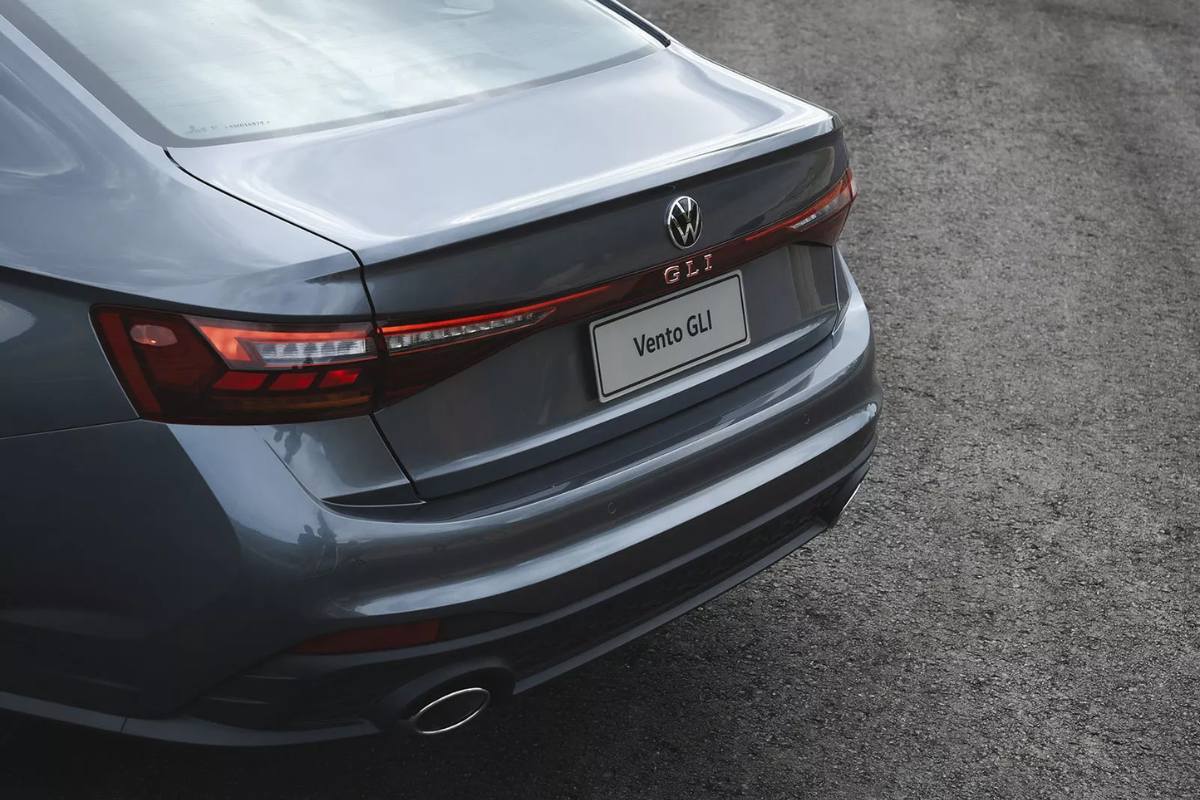 Volkswagen Vento - foto 2